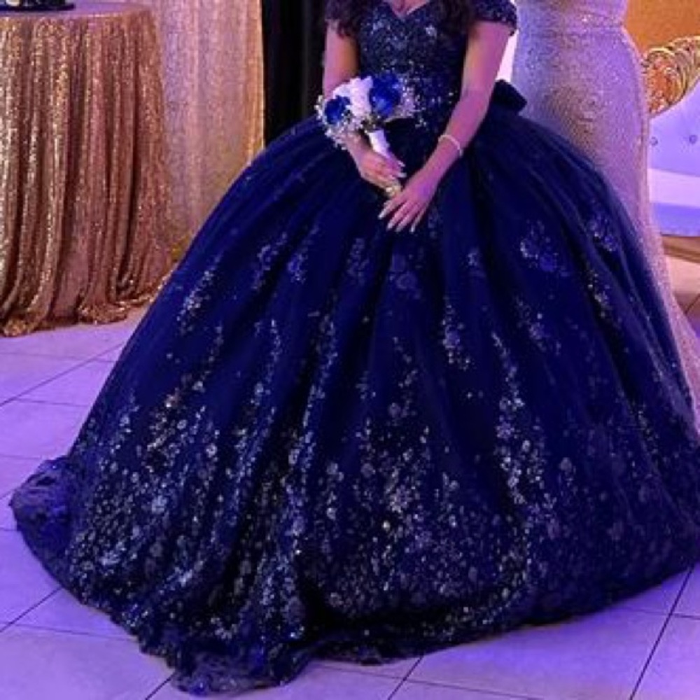Quinceañera Navy blue dress - Picture 13 of 15